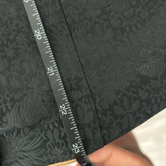 Kimono Style Silk Vest - Picture 4 of 6